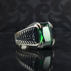 Men Handmade Green Emerald Stone 925 Sterling Silver Ring