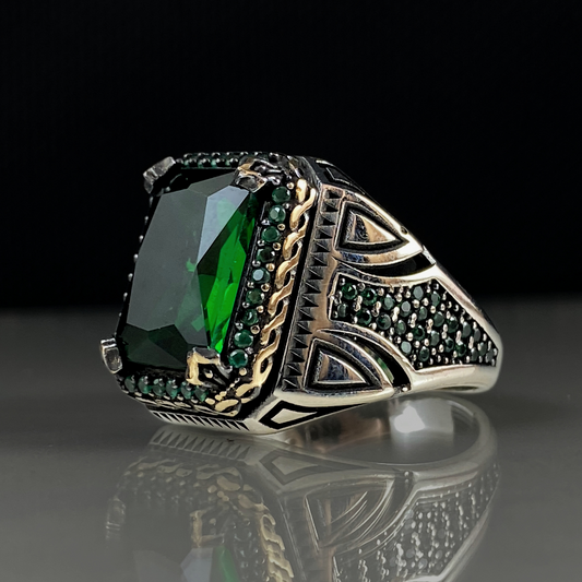 Green Emerald Gemstone 925 Solid Silver Handmade Ring