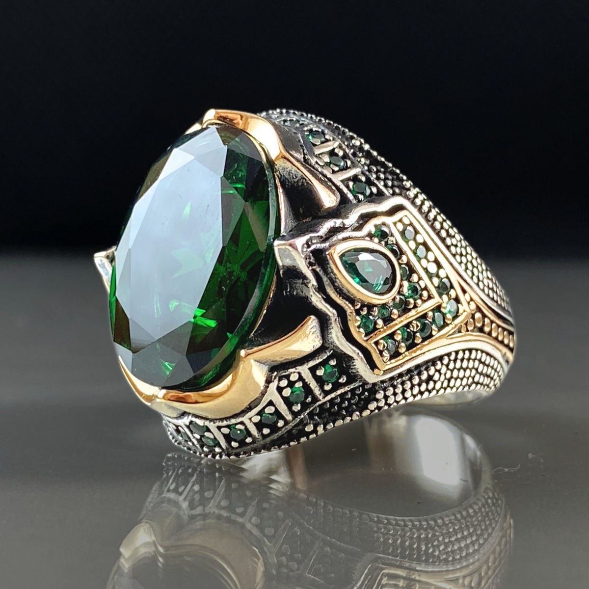 Oval Emerald Green 925 Sterling Silver Men Ring