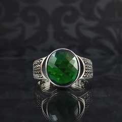 Minimalist Pinky Green Emerald Stone 925 Silver Men Ring