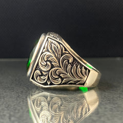 Hand Engraved Emerald Gemstone 925 Solid Silver Ring