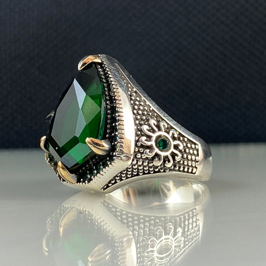 Emerald Gemstone Green Stone 925 Sterling Silver Ring