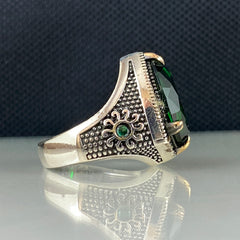 Emerald Gemstone Green Stone 925 Sterling Silver Ring