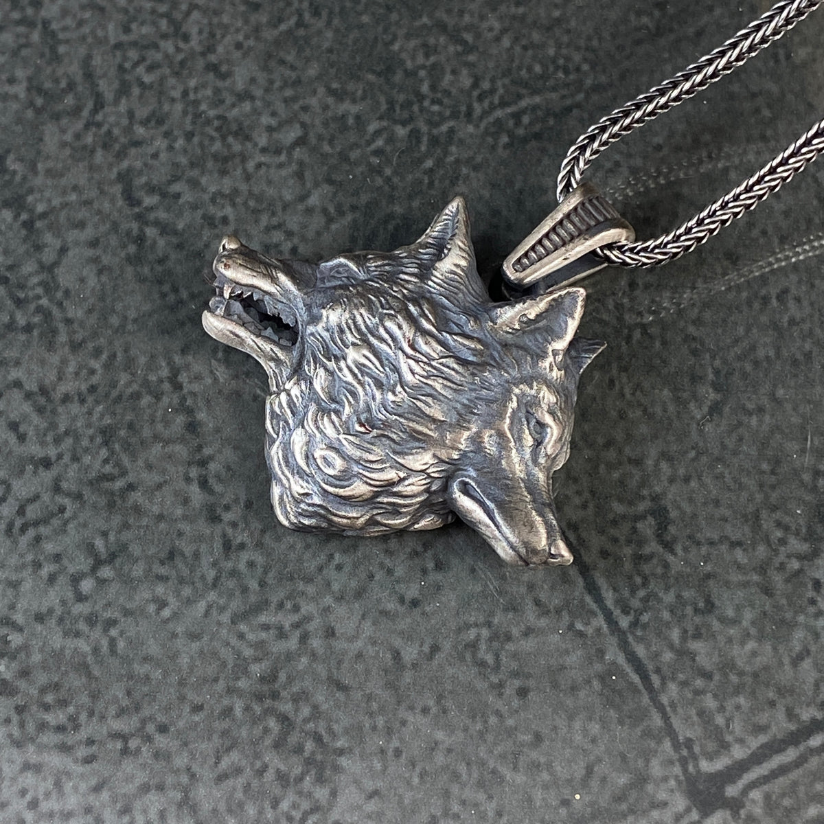 925 Sterling Silver Double Head Wolf Necklace