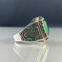 Green Color Emerald Gemstone 925 Silver Men Ring